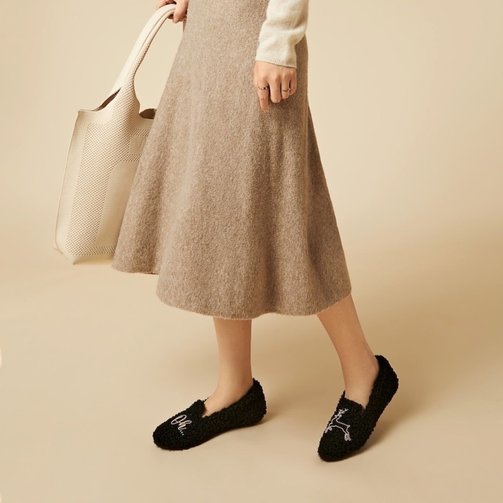 Commense Round-Toe Recycled Faux Fur Loafers Black‎ size EU/39 US/8